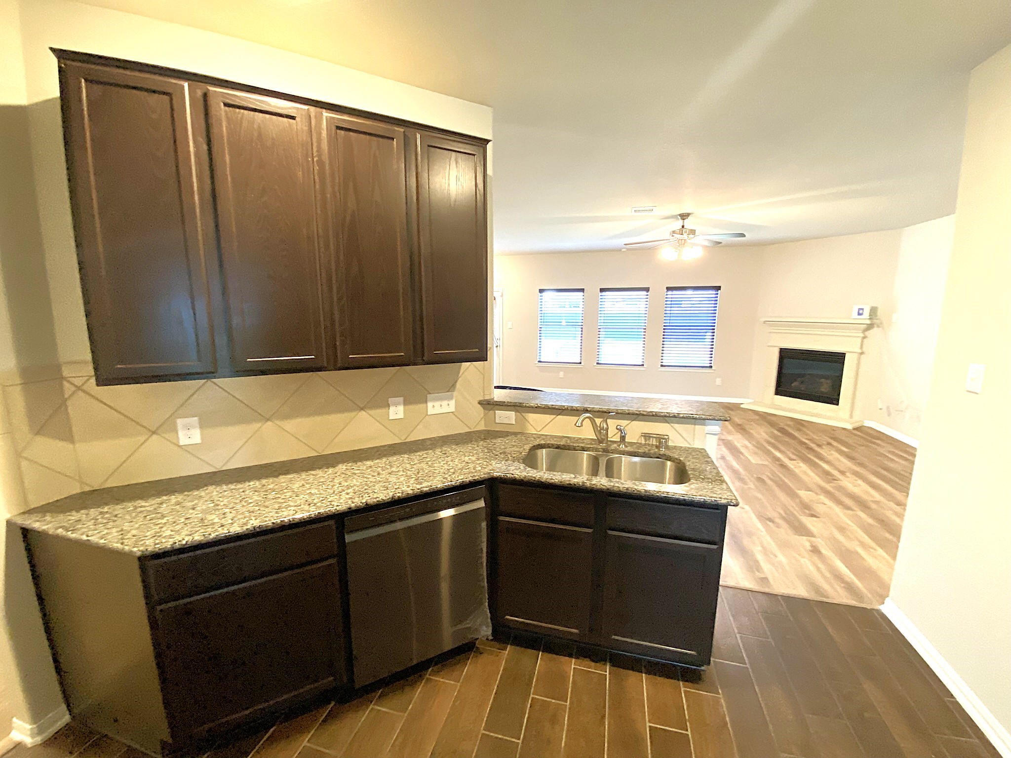 4323 Lotus Dale Dr Spring Spring, TX 77373 - Photo 9 of 29 42" Cabinets in the Kitchen