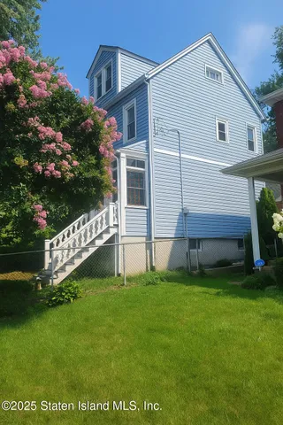 $725,000 | 486 Henderson Avenue | West Brighton