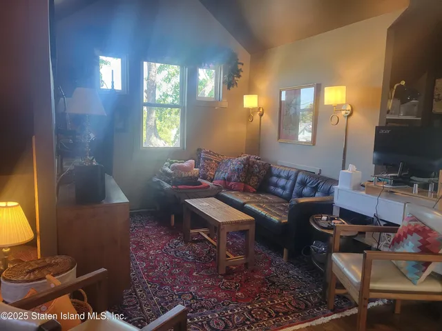 $725,000 | 486 Henderson Avenue | West Brighton