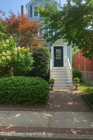 $725,000 | 486 Henderson Avenue | West Brighton