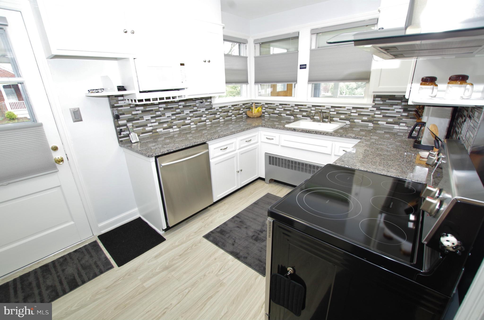 1711 Gayfields Drive Silver Spring, MD 20906 - Photo 9 of 30 New Stainless Steel Appliances