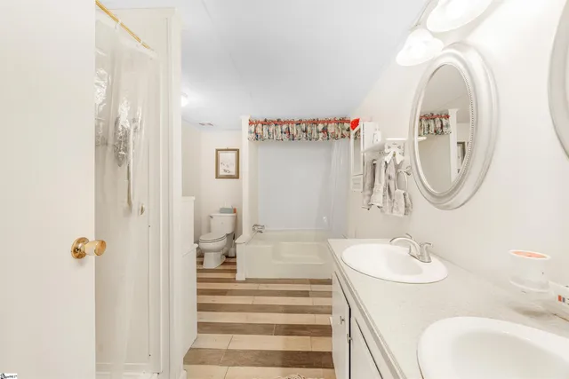 $779,900 | 177-189 Farmers Hill Road, Liberty, SC 29657