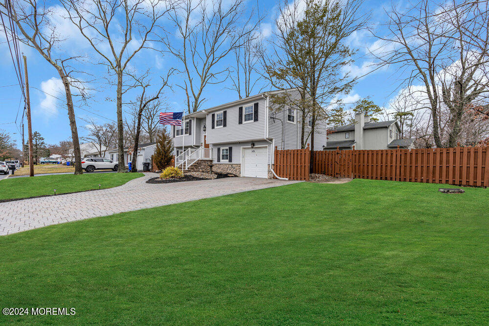 1456 Green Grove Road Brick, NJ 08724 - Photo 6 of 32 006_dsc08339-1rw