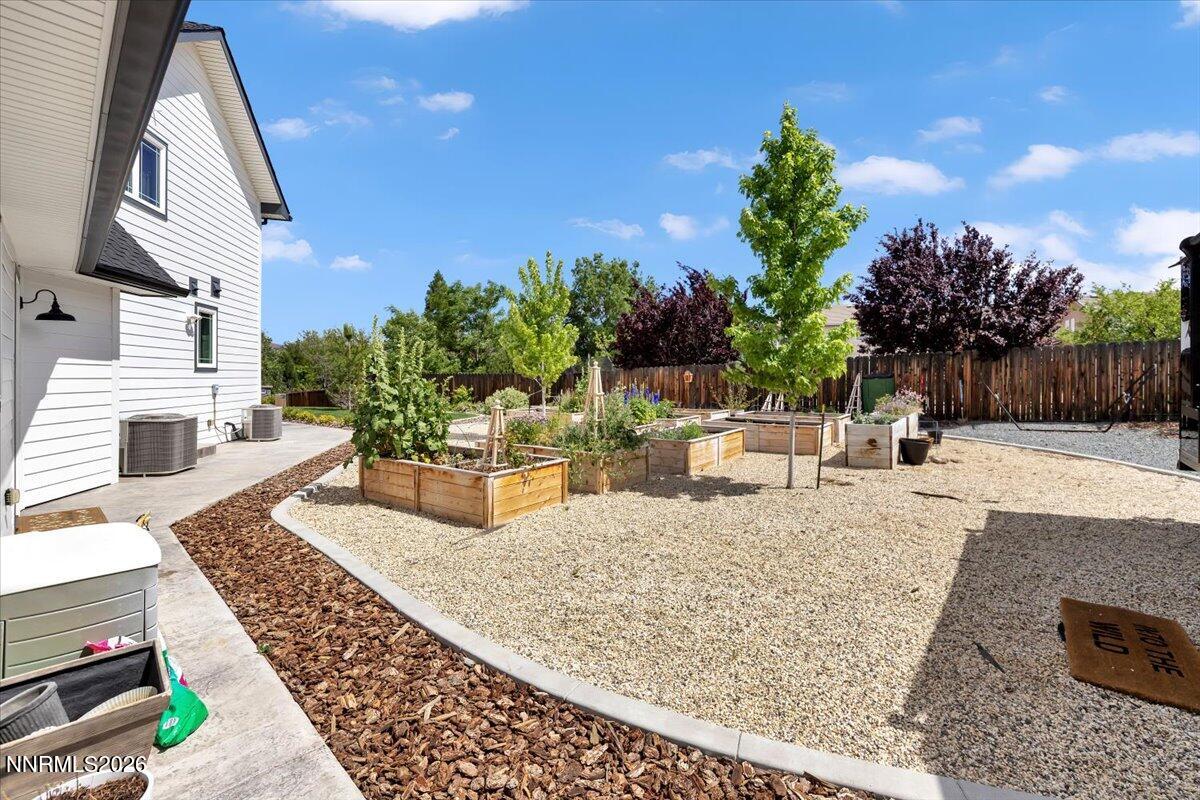 140 Bugaboo Court Reno, NV 89511 - Photo 4 of 50 060-Bugaboo-303