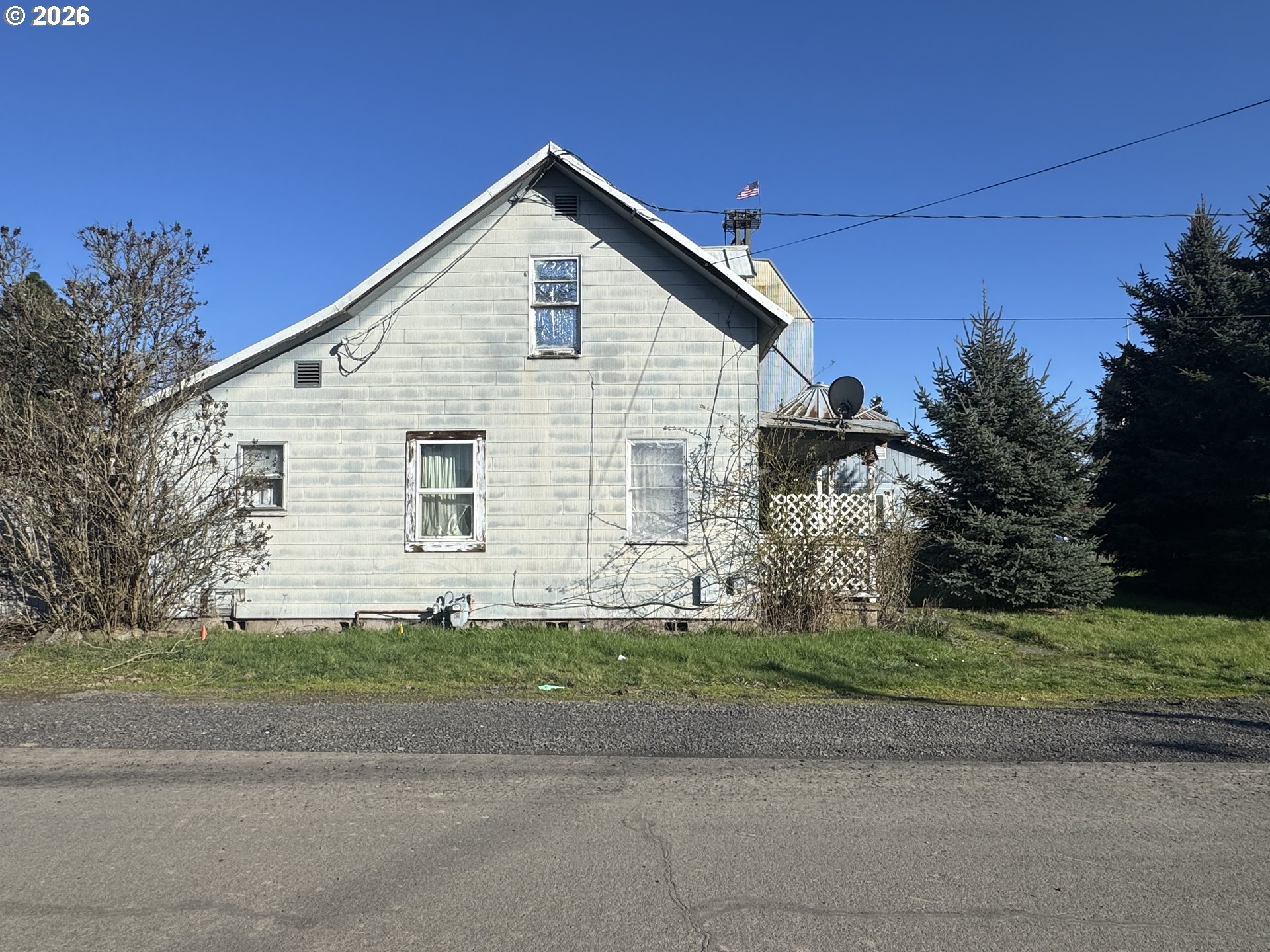 210 6th Street Amity, OR 97101 - Photo 1 of 11