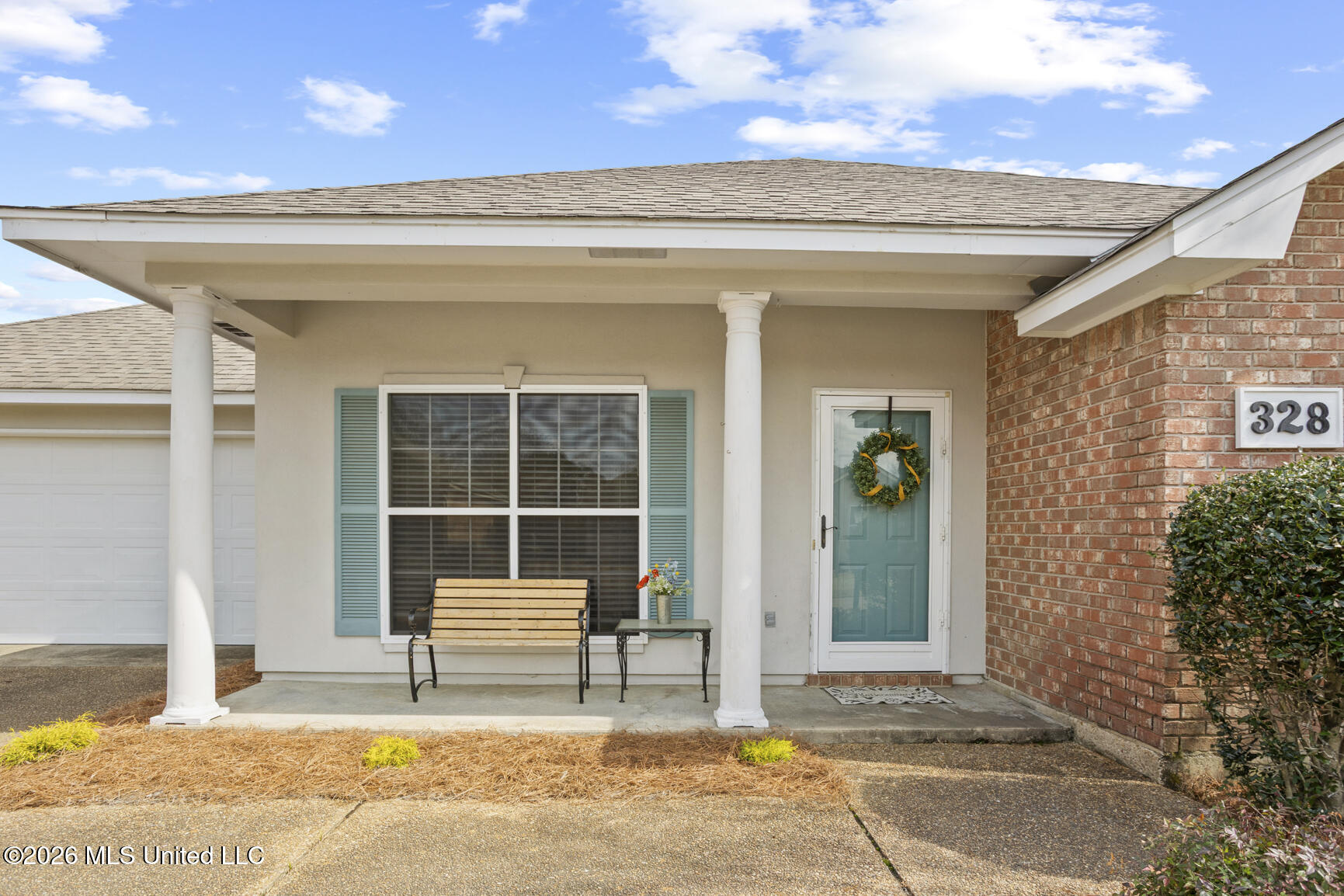 328 Waterfall Way Clinton, MS 39056 - Photo 3 of 24 328 Waterfall Way-3