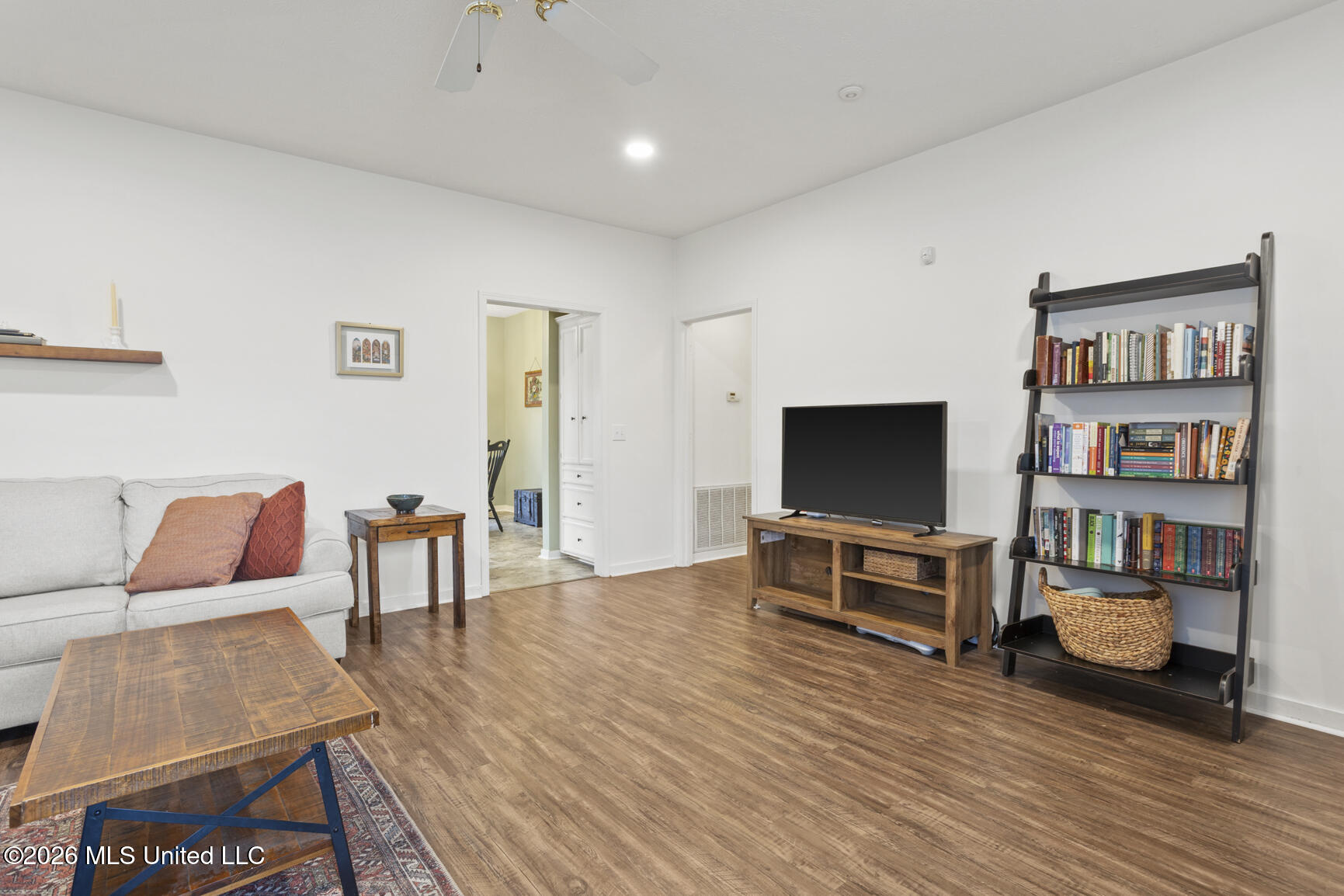 328 Waterfall Way Clinton, MS 39056 - Photo 6 of 24 328 Waterfall Way-6