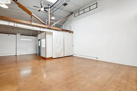 $499,000 | 530 East 8th Street, Unit 207, Oakland, CA 94606