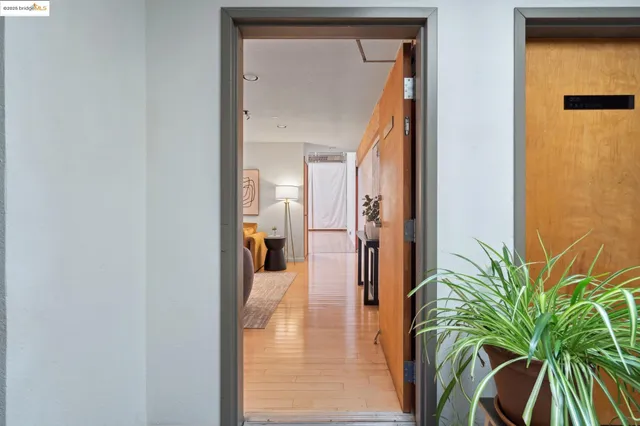 $499,000 | 530 East 8th Street, Unit 207, Oakland, CA 94606