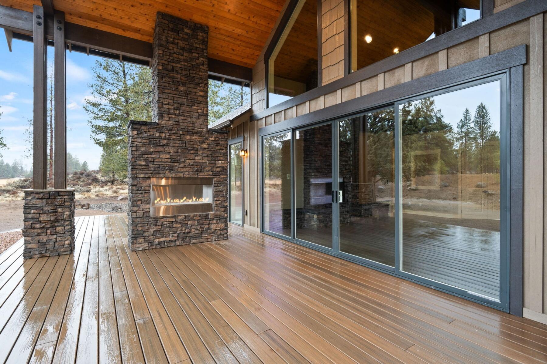 60201 Sunset View Drive Bend, OR 97702 - Photo 7 of 51 batch_47-web-or-mls-Riley Visuals-45