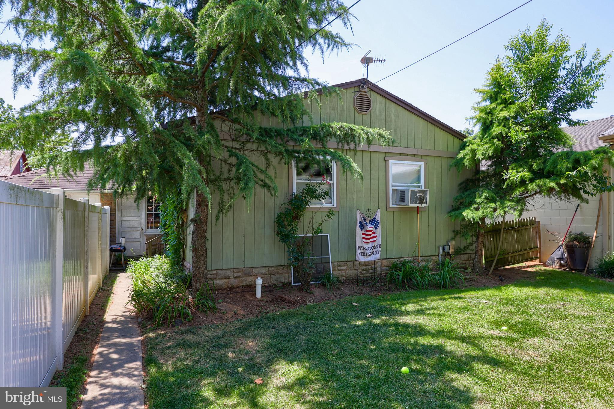 20 Market Street Lititz, PA 17543 - Photo 21 of 37