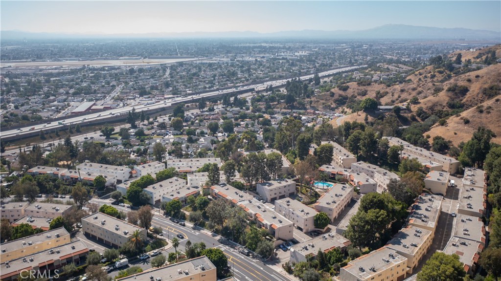 7809 Vía Udine Burbank, CA 91504 - Photo 28 of 34 an aerial view of multiple house