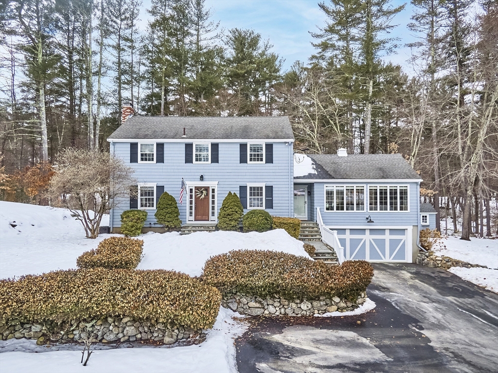 40 Meadowbrook Road Carlisle, MA 01741 - Photo 1 of 28 Gallery Image 1