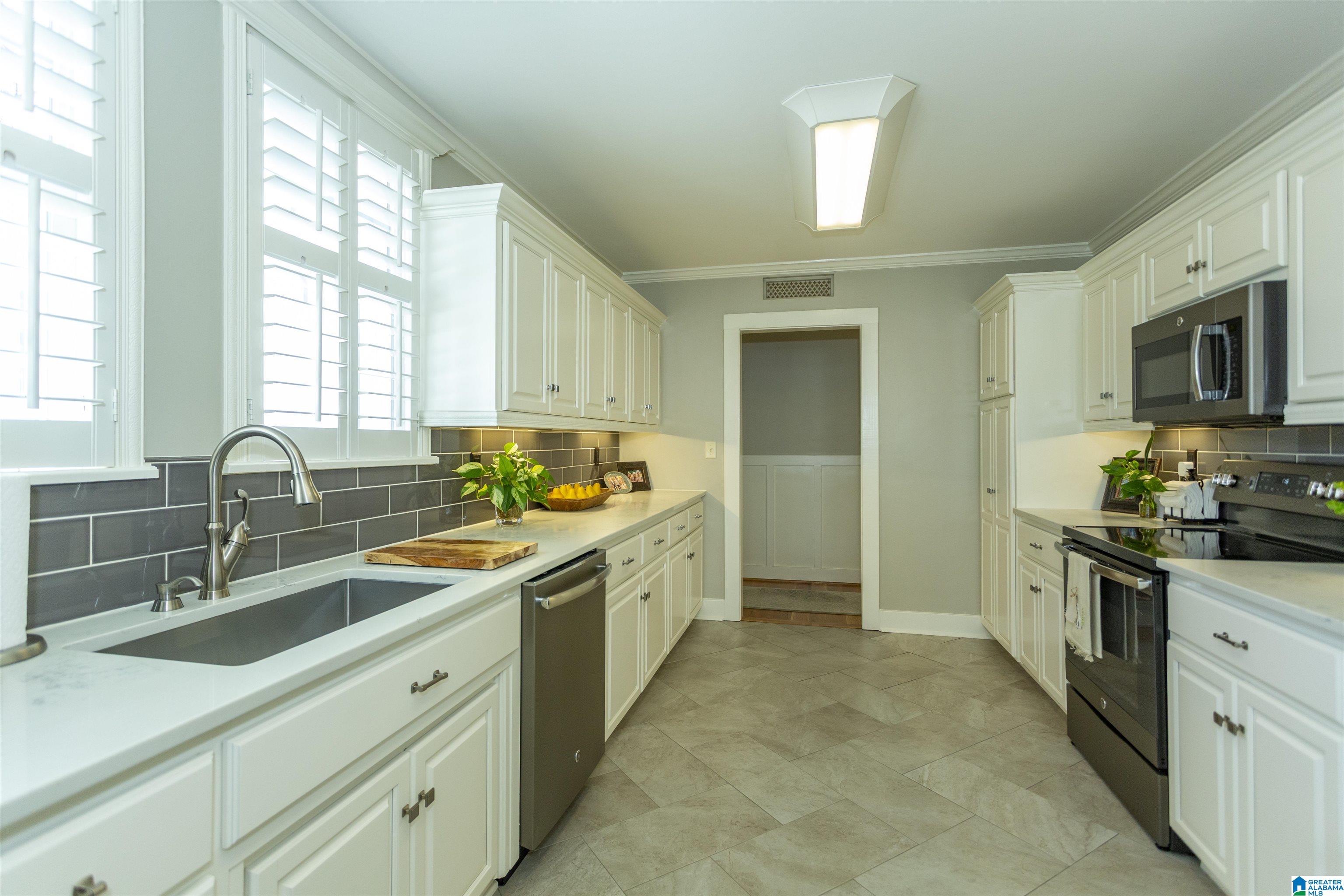 5449 Sutherland Road Mount Olive, AL 35117 - Photo 16 of 69