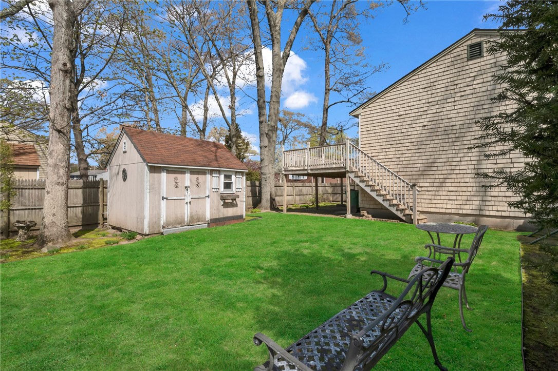175 Monroe Street Warwick, RI 02888 - Photo 6 of 32