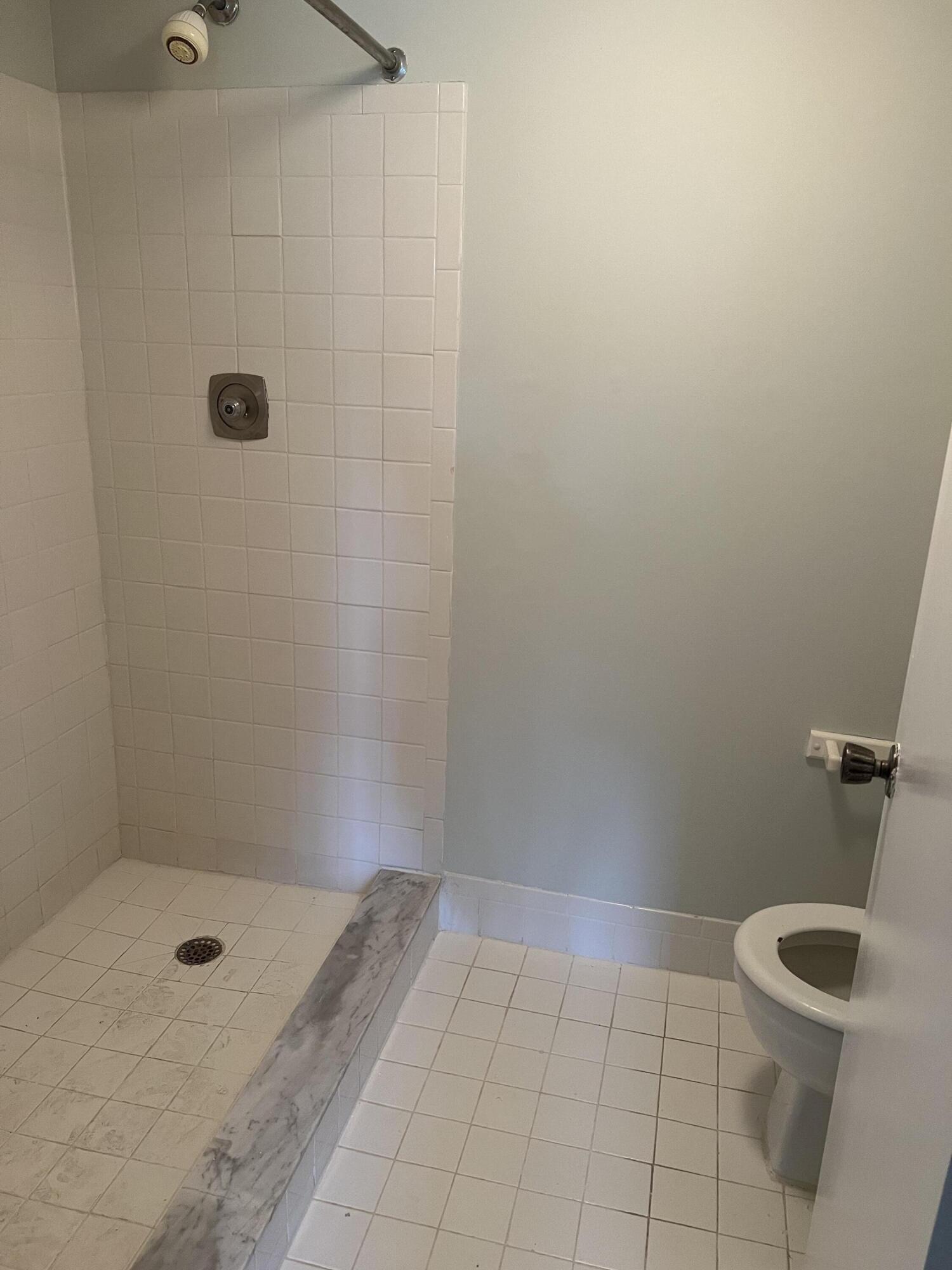 159 Northwest 70th Street, Unit 606 Boca Raton, FL 33487 - Photo 9 of 14 IMG_6641