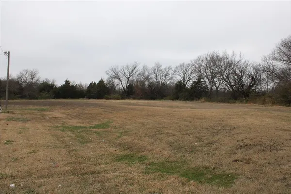 $175,000 | 3222 West Main Street, Independence, KS 67301