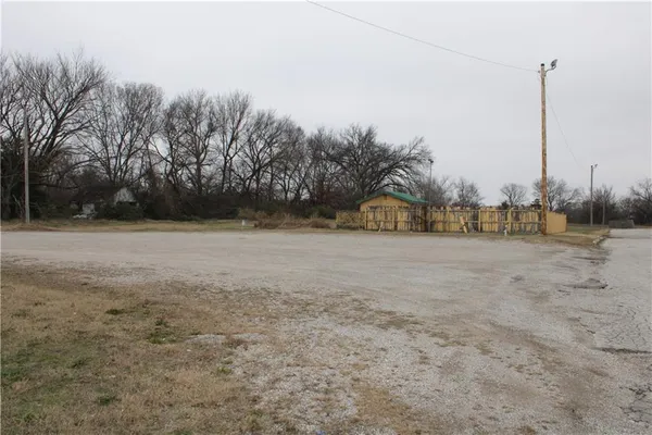 $175,000 | 3222 West Main Street, Independence, KS 67301