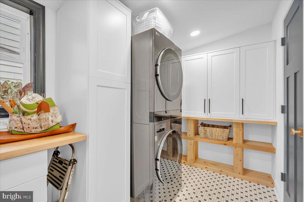 858 Perkiomen Street Philadelphia, PA 19130 - Photo 12 of 36