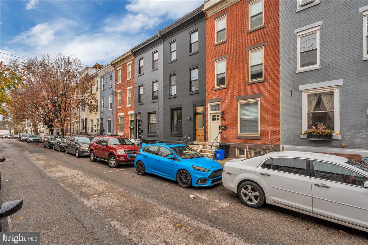 858 Perkiomen Street Philadelphia, PA 19130 - Photo 35 of 36