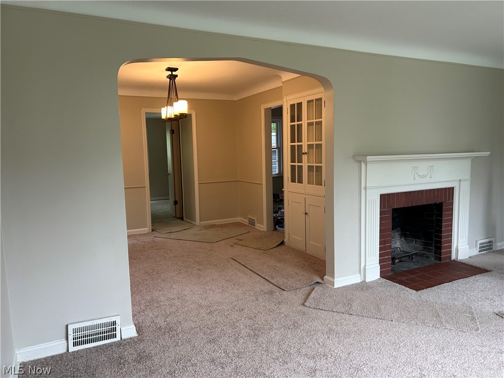 1689 Oakmount Road South Euclid, OH 44121 - Photo 5 of 18