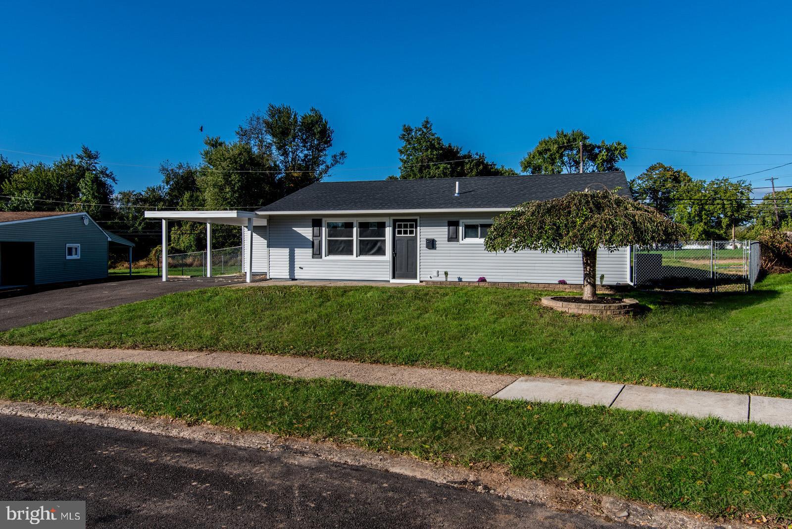 41 Vineyard Road Levittown, PA 19057 - Photo 1 of 82 Gallery Image 1
