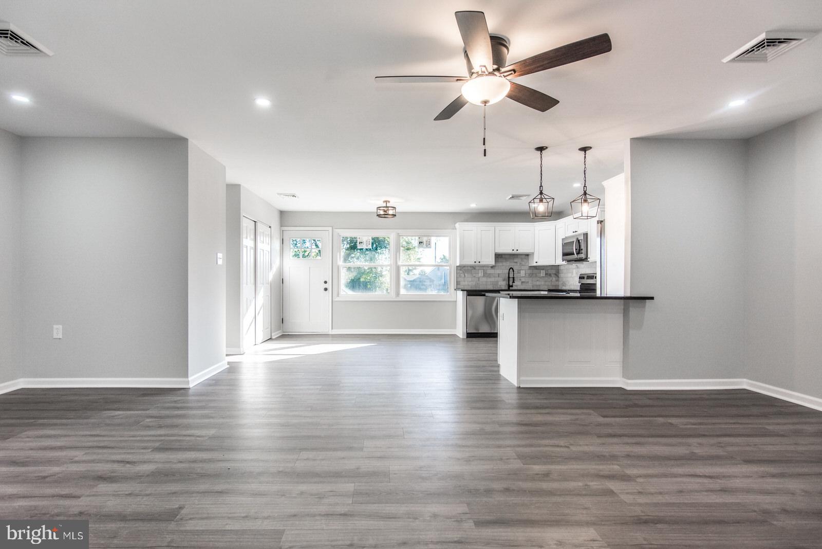 41 Vineyard Road Levittown, PA 19057 - Photo 20 of 82 Gallery Image 20