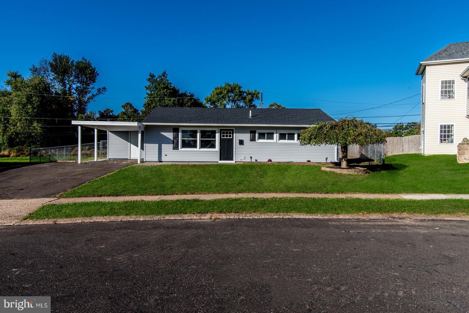 41 Vineyard Road Levittown, PA 19057 - Photo 2 of 82 Gallery Image 2