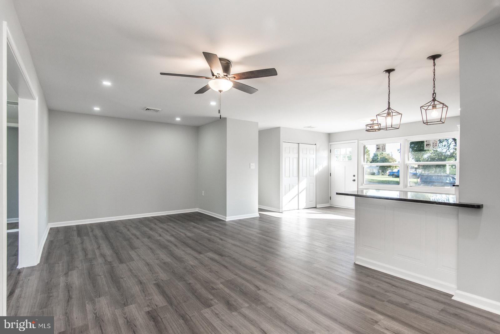 41 Vineyard Road Levittown, PA 19057 - Photo 21 of 82 Gallery Image 21