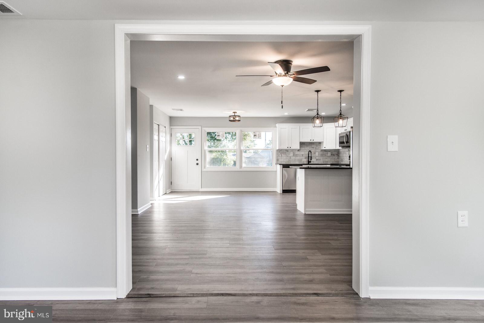 41 Vineyard Road Levittown, PA 19057 - Photo 35 of 82 Gallery Image 35