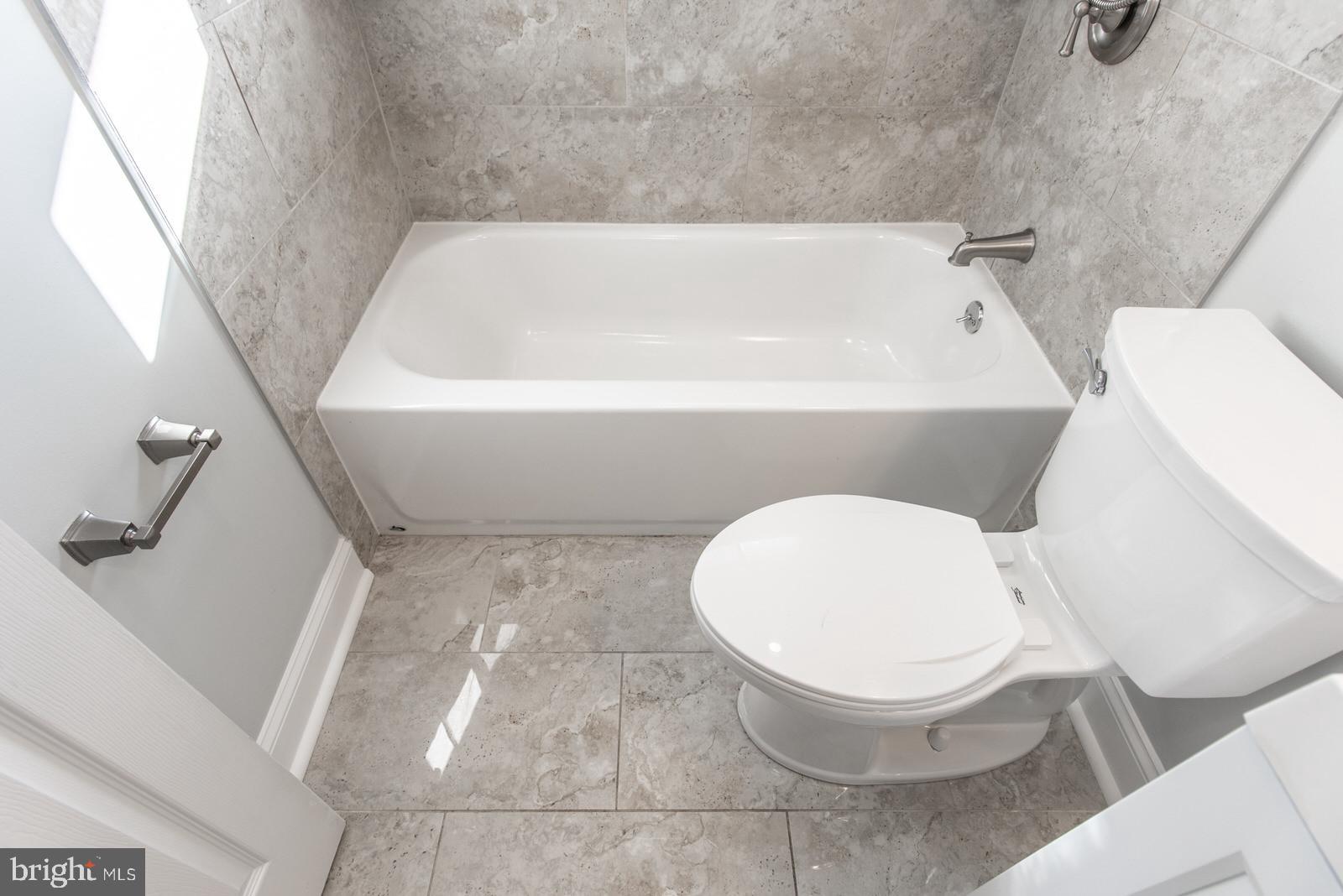 41 Vineyard Road Levittown, PA 19057 - Photo 39 of 82 Gallery Image 39