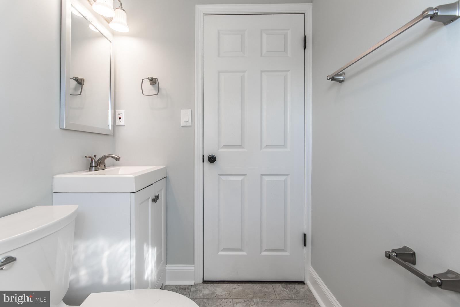 41 Vineyard Road Levittown, PA 19057 - Photo 43 of 82 Gallery Image 43