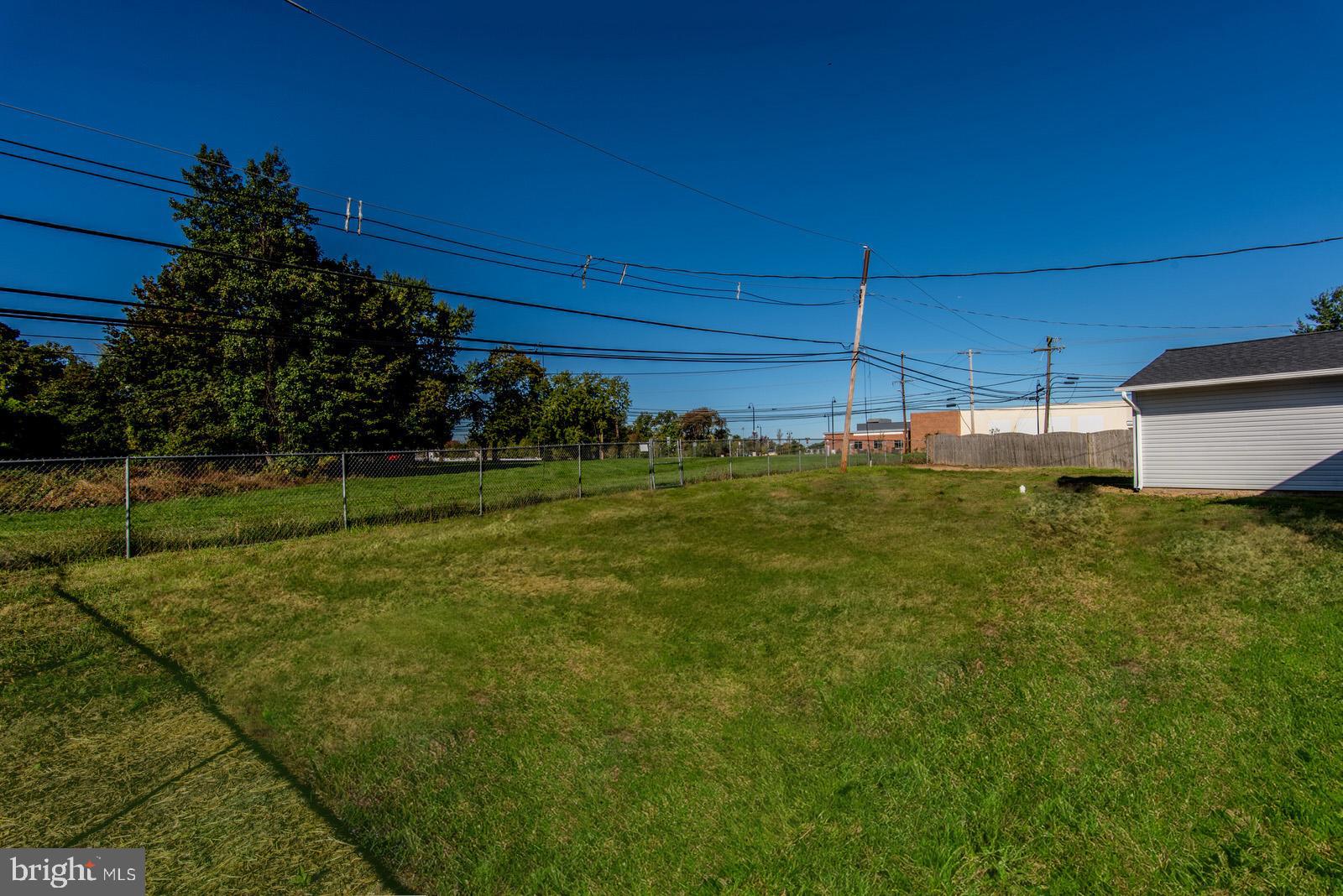 41 Vineyard Road Levittown, PA 19057 - Photo 76 of 82 Gallery Image 76