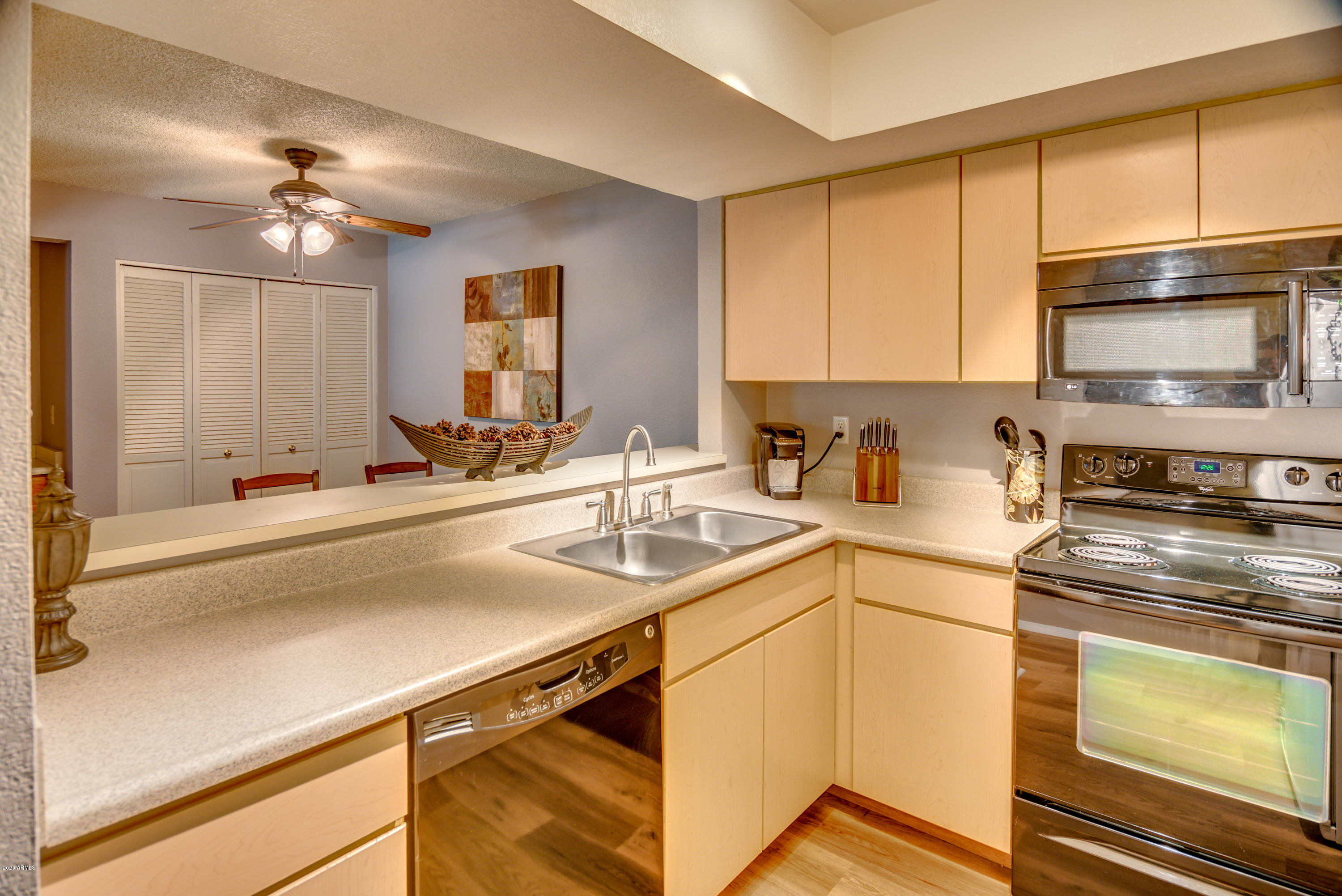 1645 West Baseline Road, Unit 1040 Mesa, AZ 85202 - Photo 13 of 22 Kitchen II