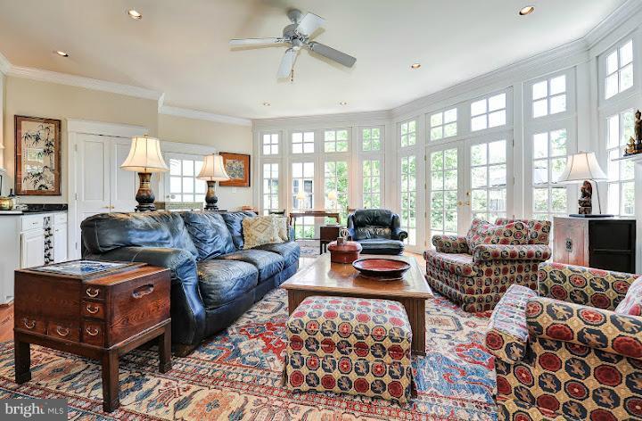 607 West Braddock Road Alexandria, VA 22302 - Photo 16 of 30 Family Room