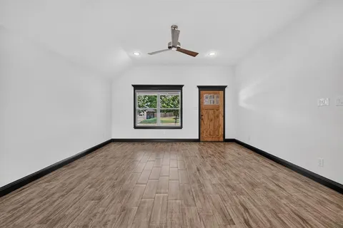 $320,900 | 106 Clover Circle, Weatherford, TX 76086