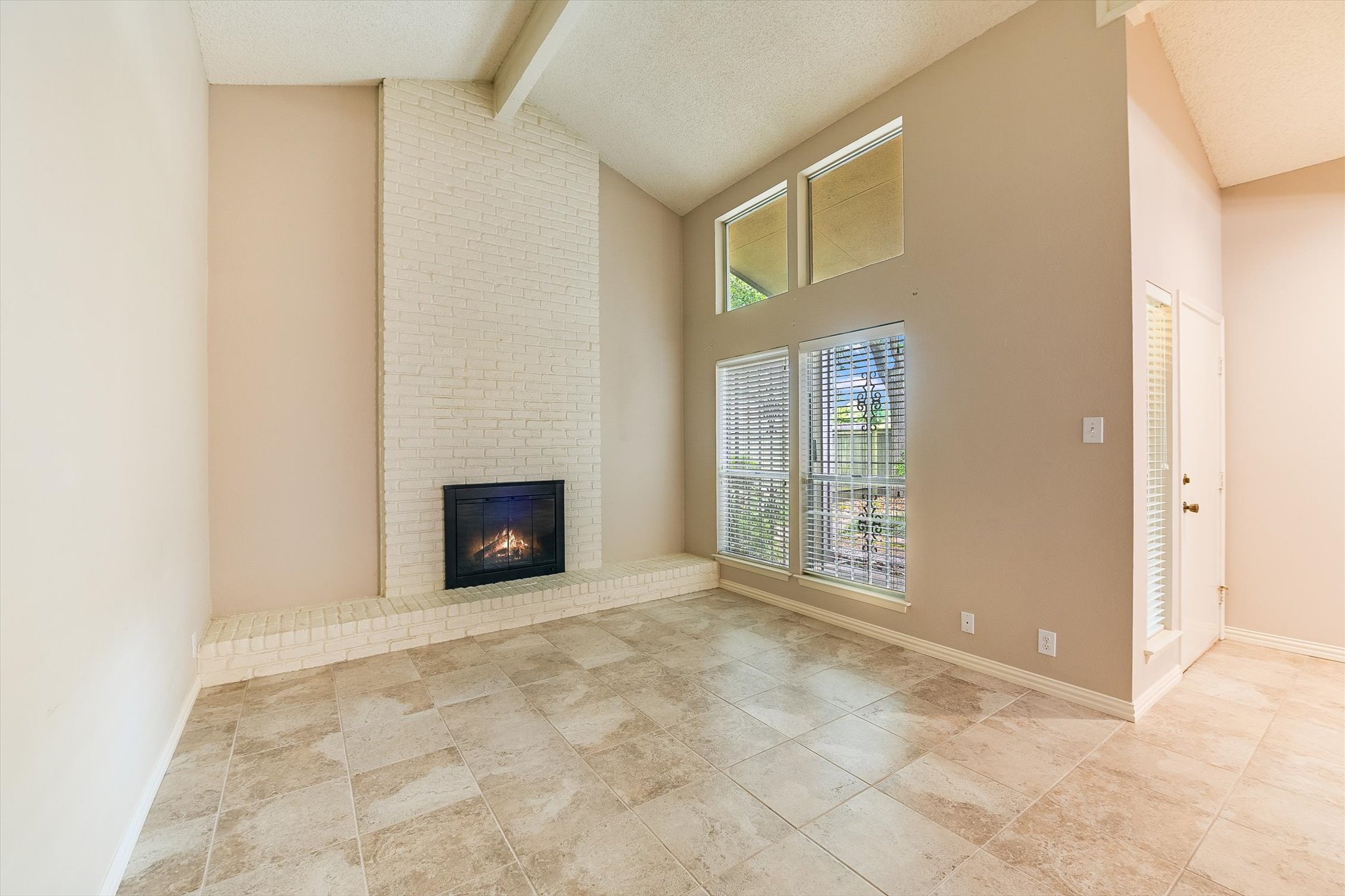 7919 Ridgeline North Austin, TX 78731 - Photo 7 of 23