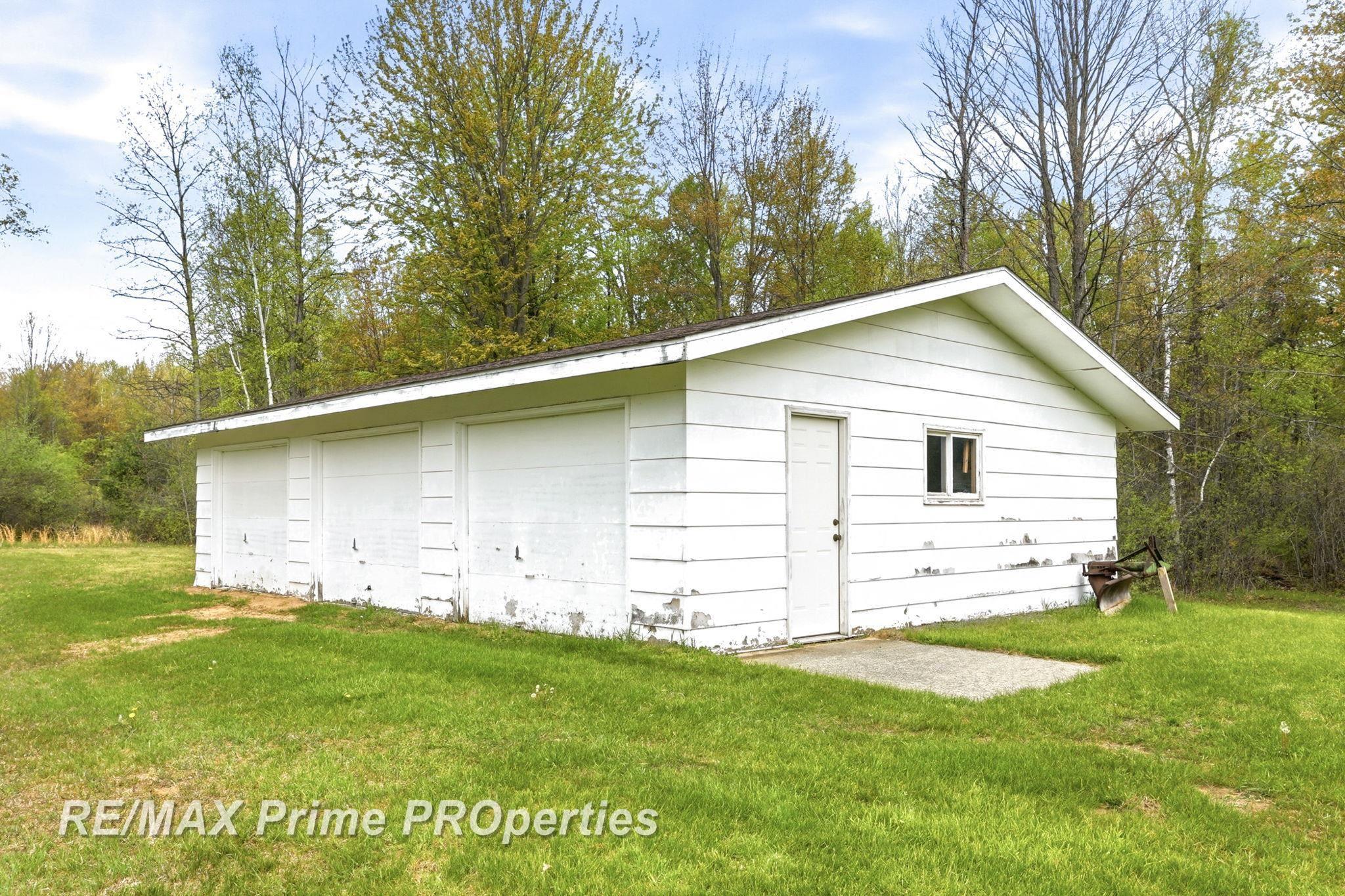 4301 East Curtis Road Birch Run, MI 48415 - Photo 38 of 59