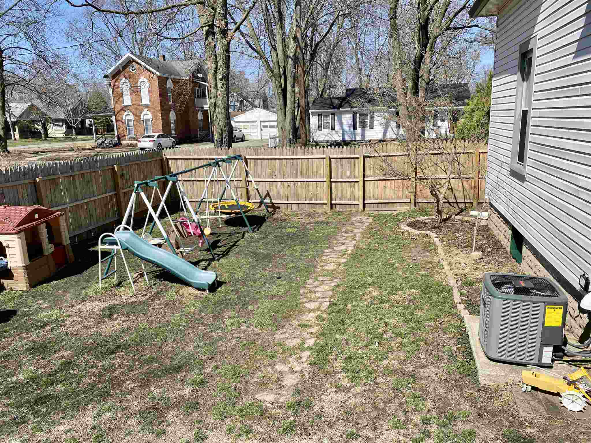 217 West 4th Street Rochester, IN 46975 - Photo 26 of 27