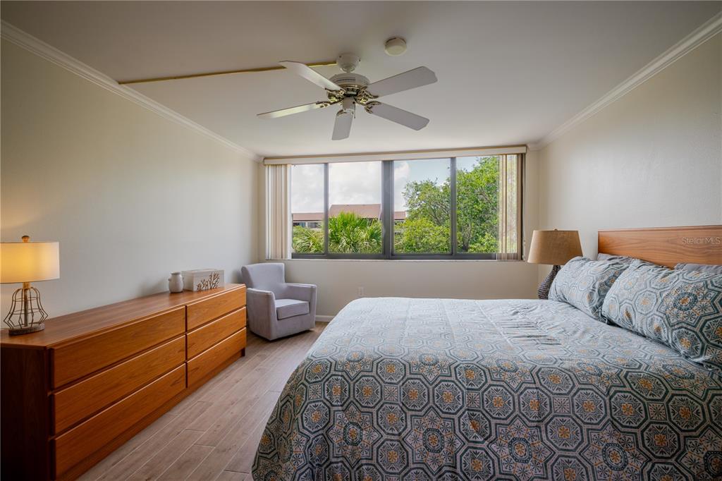 6267 Midnight Pass Road, Unit 306 Sarasota, FL 34242 - Photo 37 of 86
