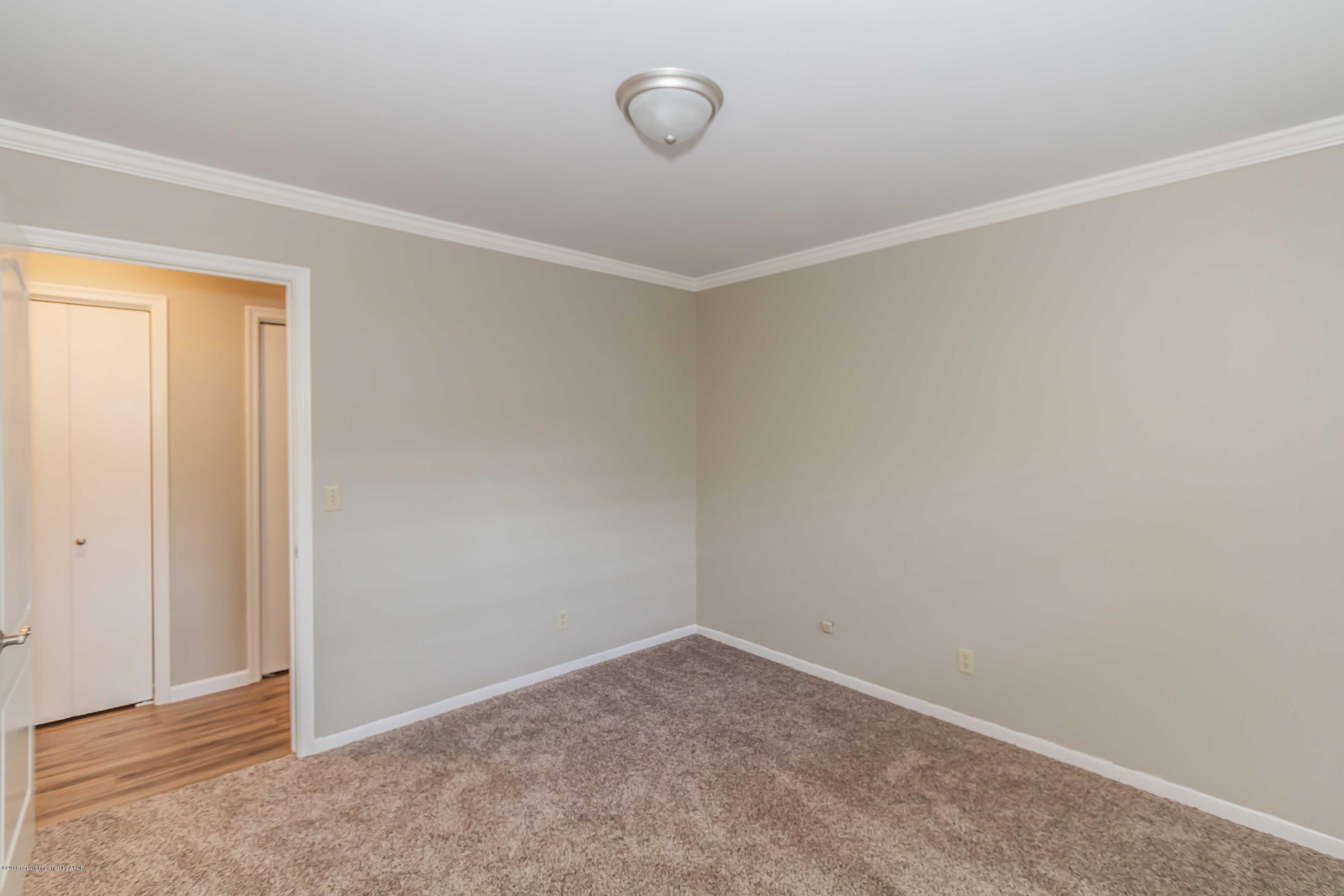 7104 Calumet Road Amarillo, TX 79106 - Photo 26 of 39 BEDROOM 2 VIEW 3