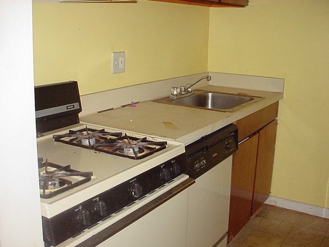 2697 Barracks Road, Unit 4 Charlottesville, VA 22901 - Photo 6 of 10 Gallery Image 6
