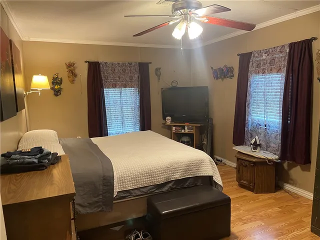 $114,900 | 304 East 2nd Street, Bishop, TX 78343