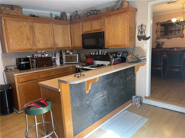 $114,900 | 304 East 2nd Street, Bishop, TX 78343