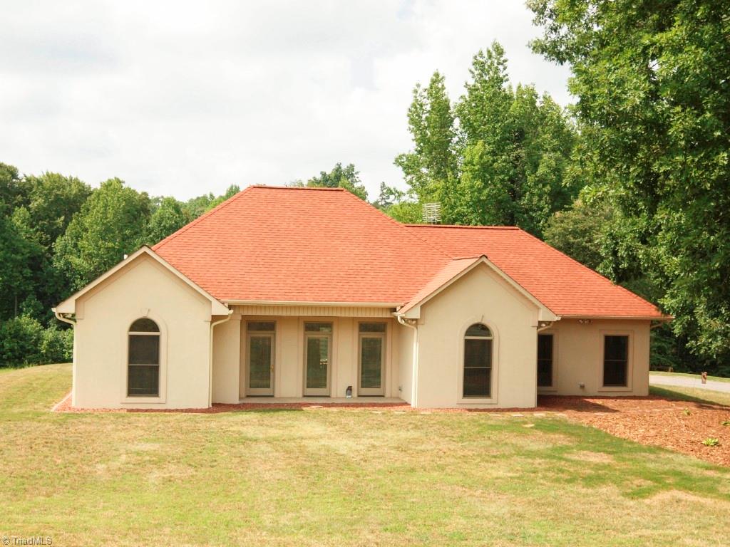 180 Dwiggins Road Mocksville, NC 27028 - Photo 1 of 30 Gallery Image 1