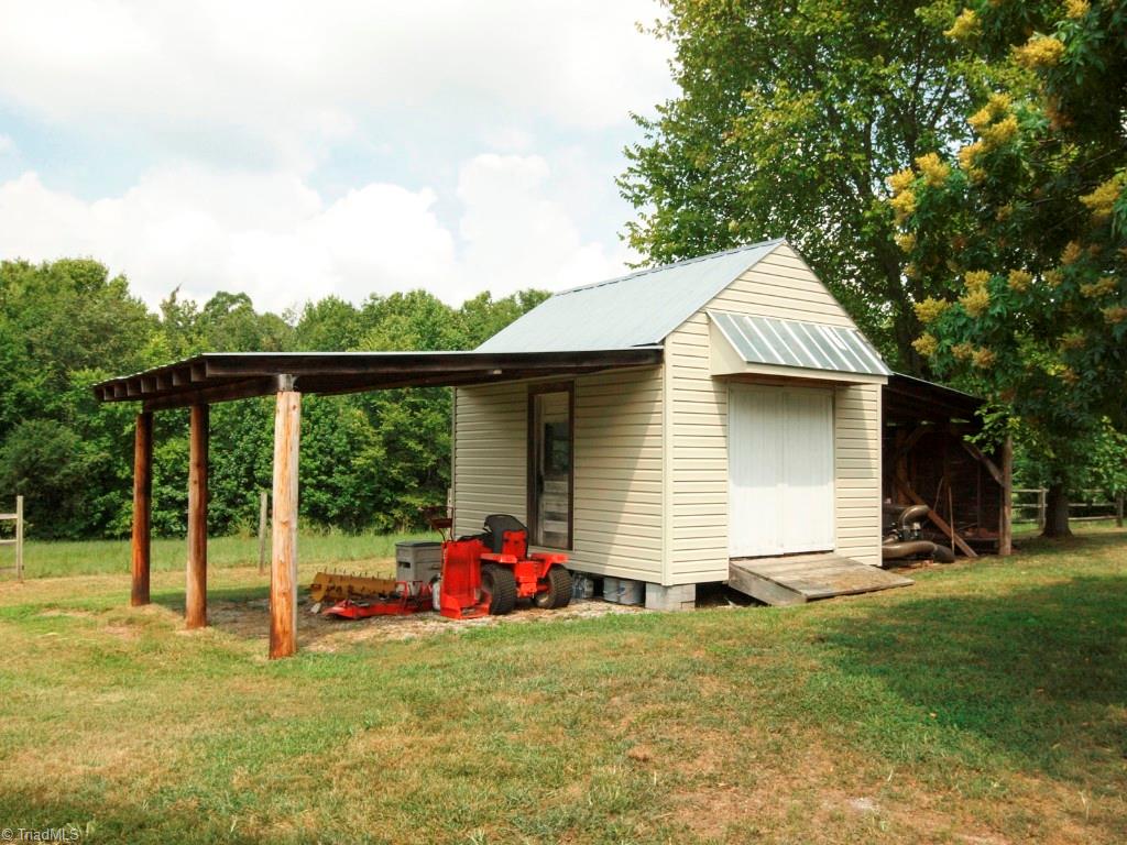 180 Dwiggins Road Mocksville, NC 27028 - Photo 21 of 30 Gallery Image 21