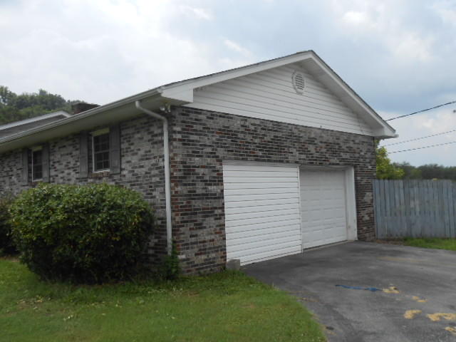 8403 Finger Road Knoxville, TN 37920 - Photo 2 of 20 DSCN3139