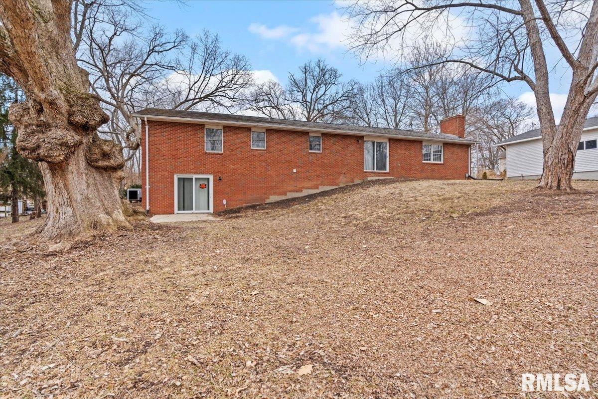 5602 Barlow Road Sherman, IL 62684 - Photo 41 of 46 Gallery Image 41