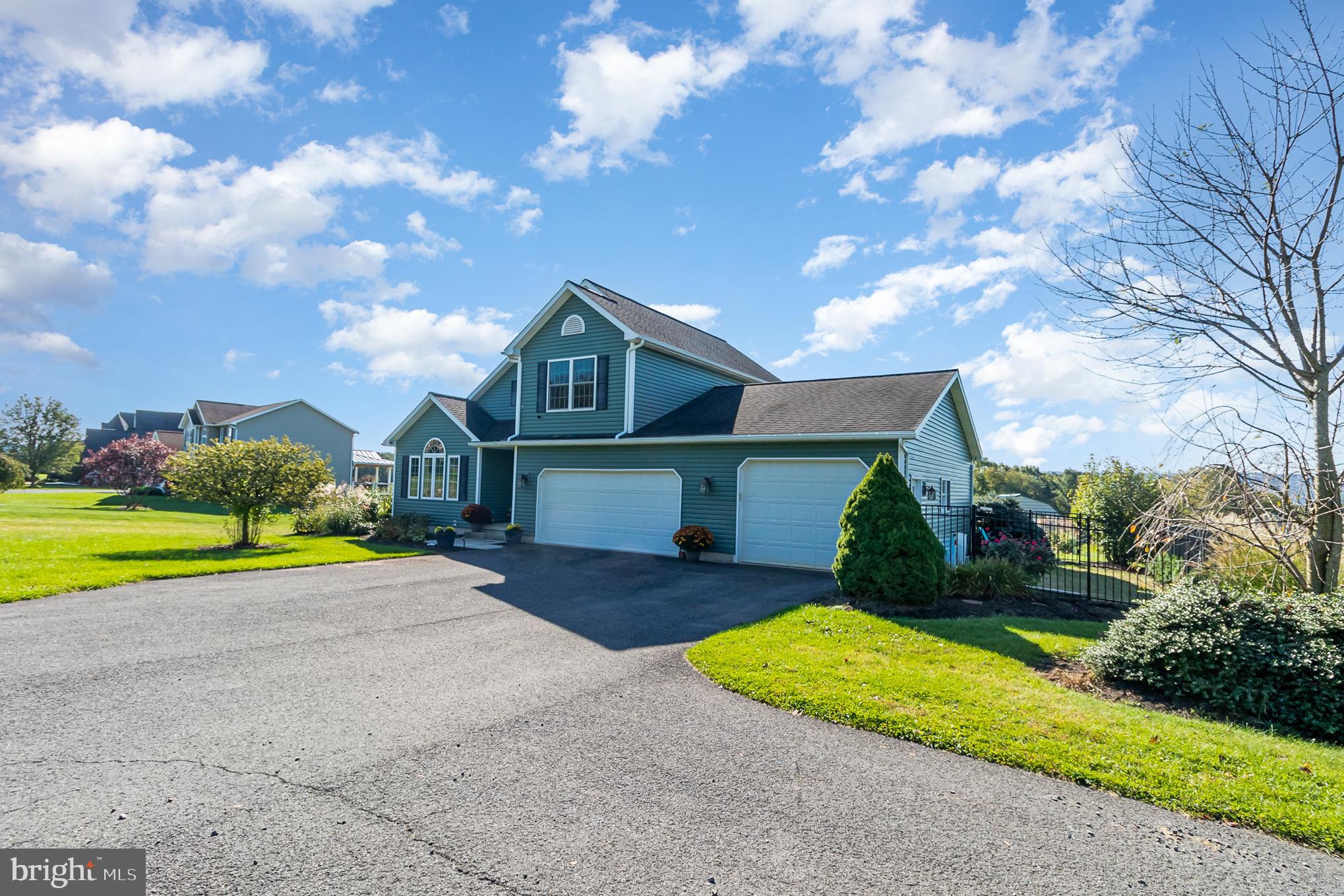 707 Ridge Road Halifax, PA 17032 - Photo 2 of 41
