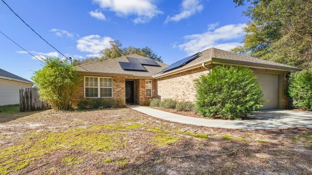 $2,100 | 4548 Live Oak Church Road, Crestview, FL 32539